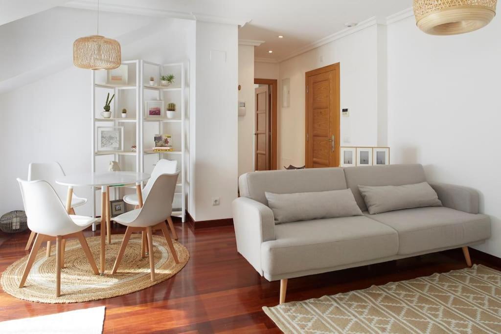 Apartamento Con Terraza A Un Paso De La Playa Gijón Exterior foto